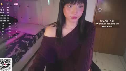 Cami online show from June 9, 2:50 pm