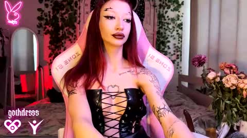 Snapshot of gothdesss chatting on September 24, 5:36 am    online show from September 24, 5:36 am