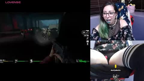 gothic_cutie online show from April 18, 7:07 pm