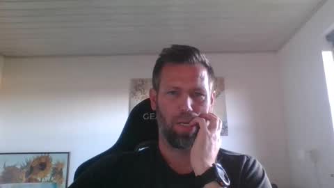 Snapshot of gottalop chatting on September 23, 3:06 pm gottalop online show from September 23, 3:06 pm