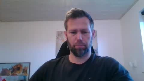 Snapshot of gottalop chatting on October 12, 6:28 am gottalop online show from October 12, 6:28 am