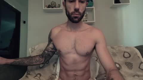 gottalovelatinas online show from May 5, 8:42 am