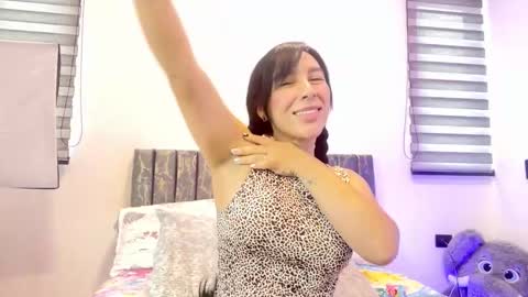 Snapshot of graciadom555 chatting on September 10, 4:30 pm GRECIADOMM555 online show from September 10, 4:30 pm