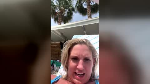 Gracie Mae online show from April 22, 8:05 pm