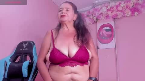 Mi Name is violeta  online show from September 30, 11:37 pm