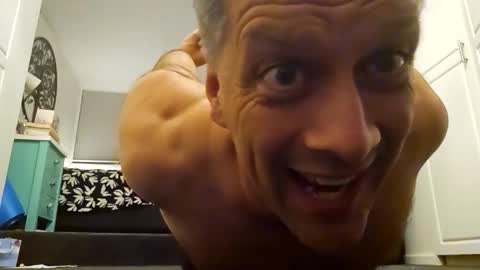 grattitude online show from March 13, 11:02 am