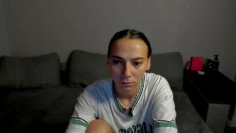 Anna online show from April 29, 11:53 pm