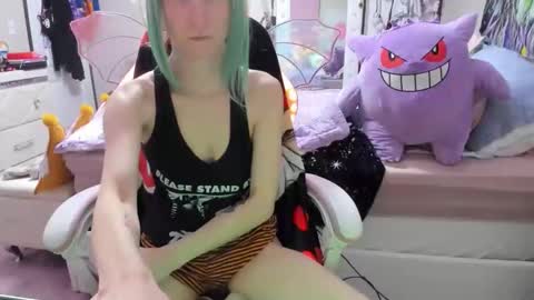 GreenEyedLovexo online show from November 25, 9:46 pm