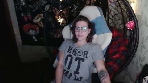 Lina online show from March 6, 2:05 pm