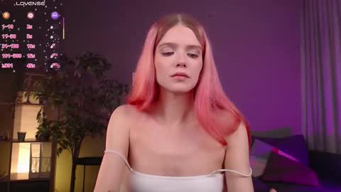 gretchen_mol online show from November 7, 7:55 am