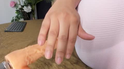 GRETA online show from March 8, 3:54 am