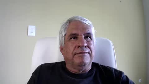 Snapshot of grisa01 chatting on February 11, 12:47 pm grisa01 online show from February 11, 12:47 pm