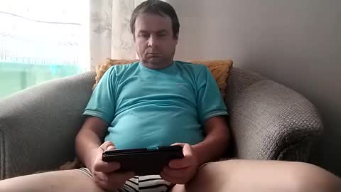 Snapshot of grzes1976 chatting on January 3, 12:51 pm grzes1976 online show from January 3, 12:51 pm