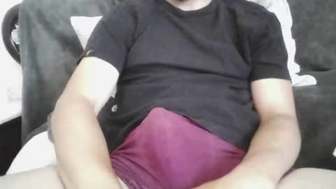 guapete 21x online show from June 8, 1:23 pm