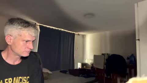 guardiannif_ online show from February 24, 3:09 pm