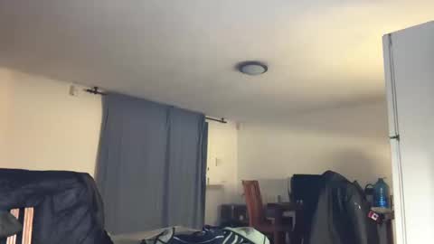 guardiannif_ online show from February 26, 3:46 am