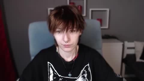 guitarandangell online show from November 21, 5:05 am