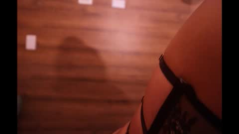 gummyluv online show from November 29, 4:53 am