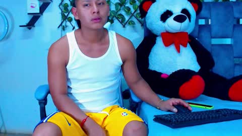 Hakim online show from November 1, 3:44 pm