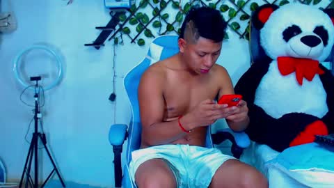 Hakim online show from April 19, 10:34 pm