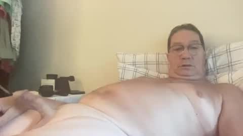 Snapshot of gwashere4u chatting on September 24, 12:45 pm gwashere4u online show from September 24, 12:45 pm