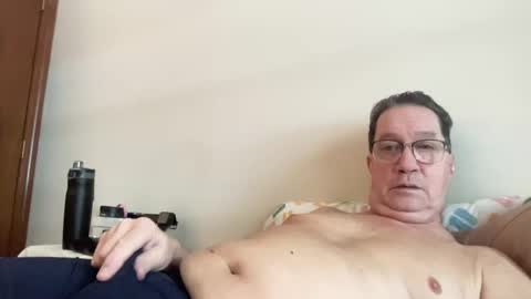 Snapshot of gwashere4u chatting on December 24, 4:19 pm gwashere4u online show from December 24, 4:19 pm