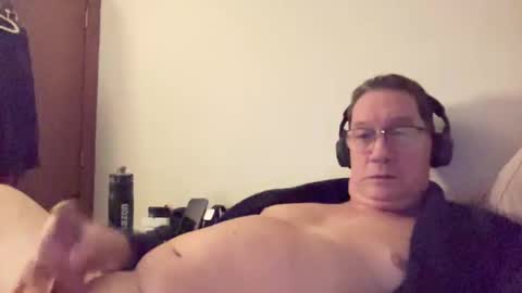 Snapshot of gwashere4u chatting on December 24, 5:38 am gwashere4u online show from December 24, 5:38 am