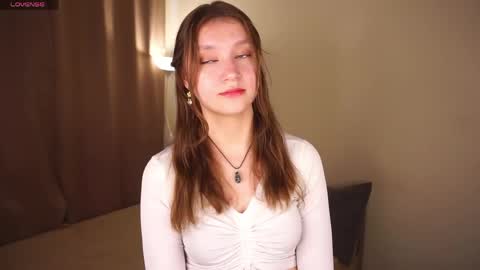 Molly online show from May 10, 9:15 am