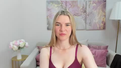 gwensmitt online show from July 10, 10:14 pm