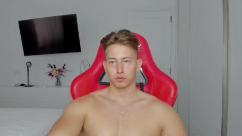 Oliver online show from October 8, 2:01 pm