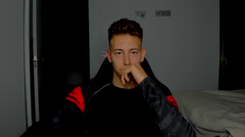 Oliver online show from March 27, 7:48 pm