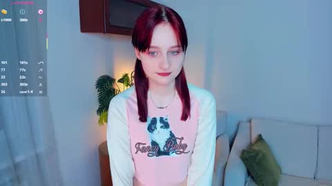 Kelly  Lilly online show from December 17, 6:58 pm