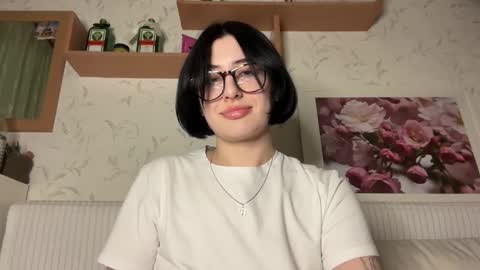 Snapshot of h3l9a_pataki chatting on October 27, 5:02 pm Helga online show from October 27, 5:02 pm