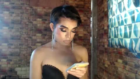 Snapshot of hadasam26 chatting on October 12, 7:34 am SAM online show from October 12, 7:34 am