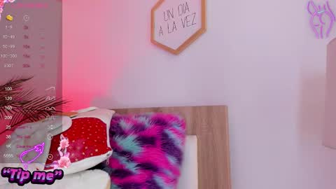 Hadid online show from November 14, 10:00 pm