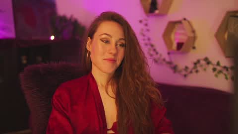 hahayessihaveone online show from January 4, 10:45 pm