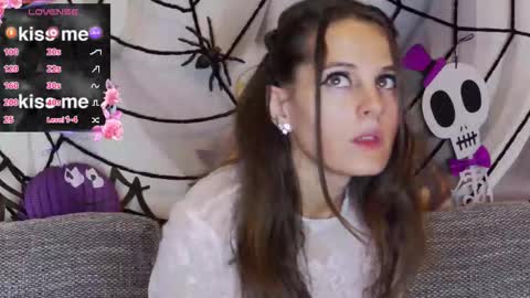 HaileyPeach online show from November 1, 6:29 pm