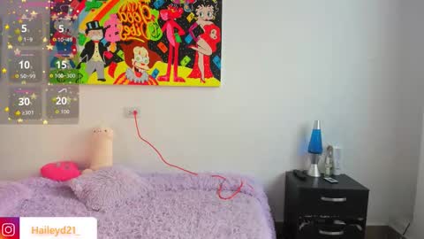 Hailey online show from November 28, 12:12 pm