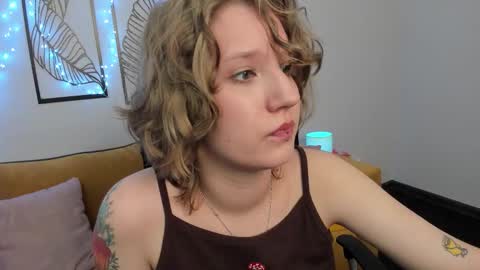 Hailey online show from September 11, 8:48 am