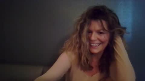 Hailey online show from November 30, 8:16 pm