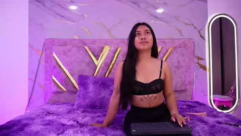 haileyy_fox online show from December 1, 12:47 pm