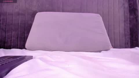 Snapshot of haily_b chatting on March 9, 2:39 am Haily online show from March 9, 2:39 am