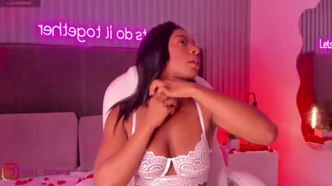 Snapshot of haily_b chatting on February 14, 10:38 am Haily online show from February 14, 10:38 am