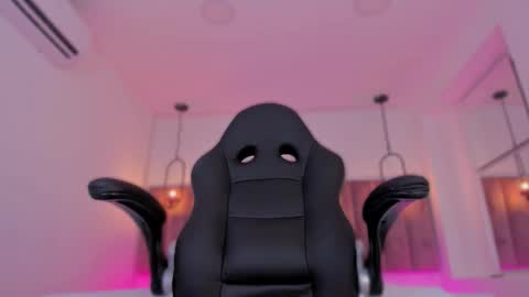 Haily online show from February 3, 8:46 pm