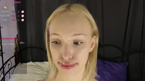 Lylu online show from February 3, 2:53 am