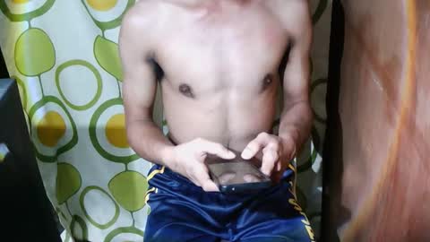 hairyhugecock_22 online show from October 22, 1:31 am