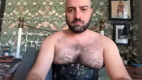 Hairy Guy online show from April 29, 10:31 am