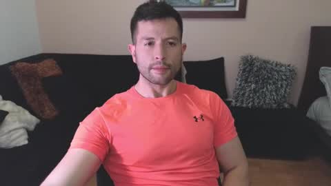 Snapshot of hairyncuteass chatting on March 1, 9:59 pm hairyncuteass online show from March 1, 9:59 pm