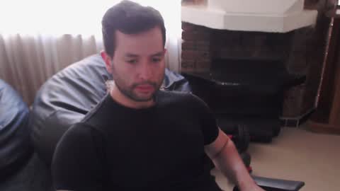 Snapshot of hairyncuteass chatting on January 23, 2:50 pm hairyncuteass online show from January 23, 2:50 pm