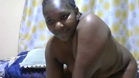 Snapshot of hairypussybigassy001 chatting on February 13, 7:42 pm hairypussybigassy001 online show from February 13, 7:42 pm